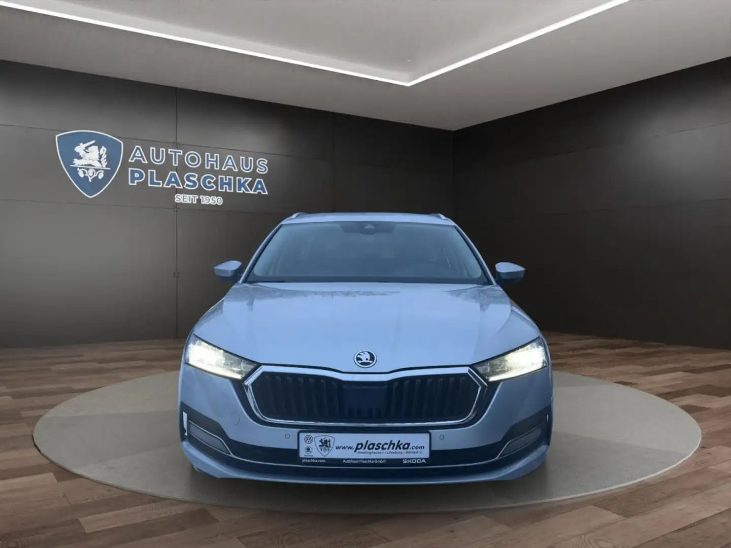 Skoda Octavia C 2.0 TDI DSG First Edition PDC*SHZ*NAVI Klima Silber - 2