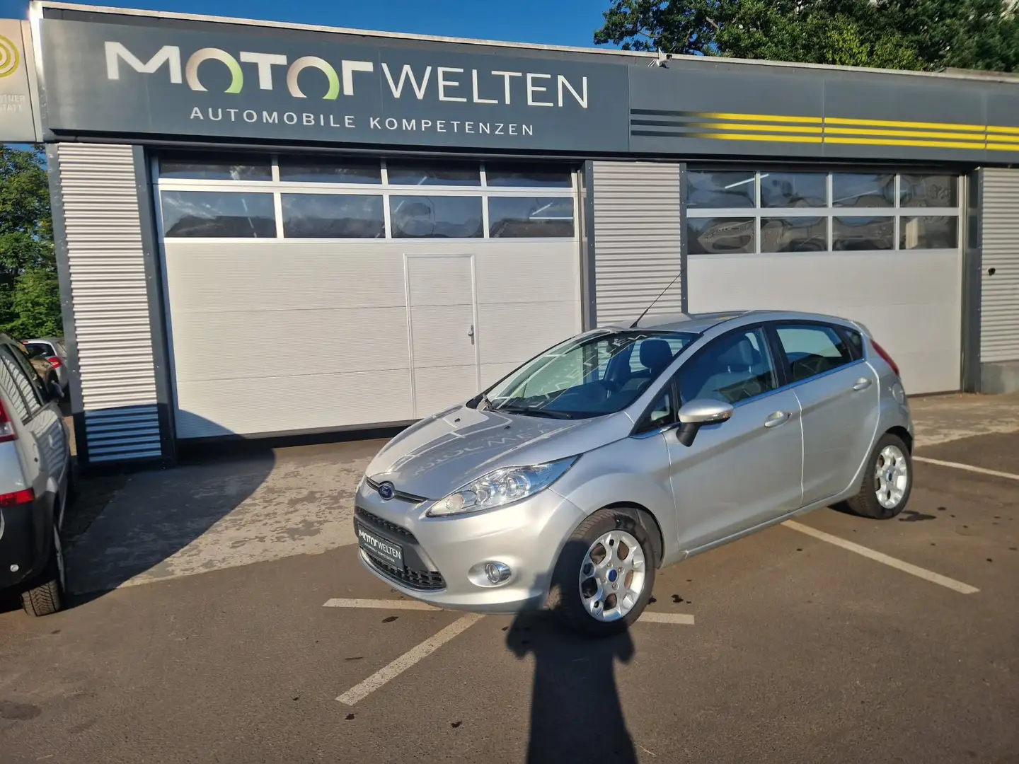 Ford Fiesta 1.25 Titanium (EURO 5) 1.25 EU5 Titanium (EURO 5) Zilver - 1