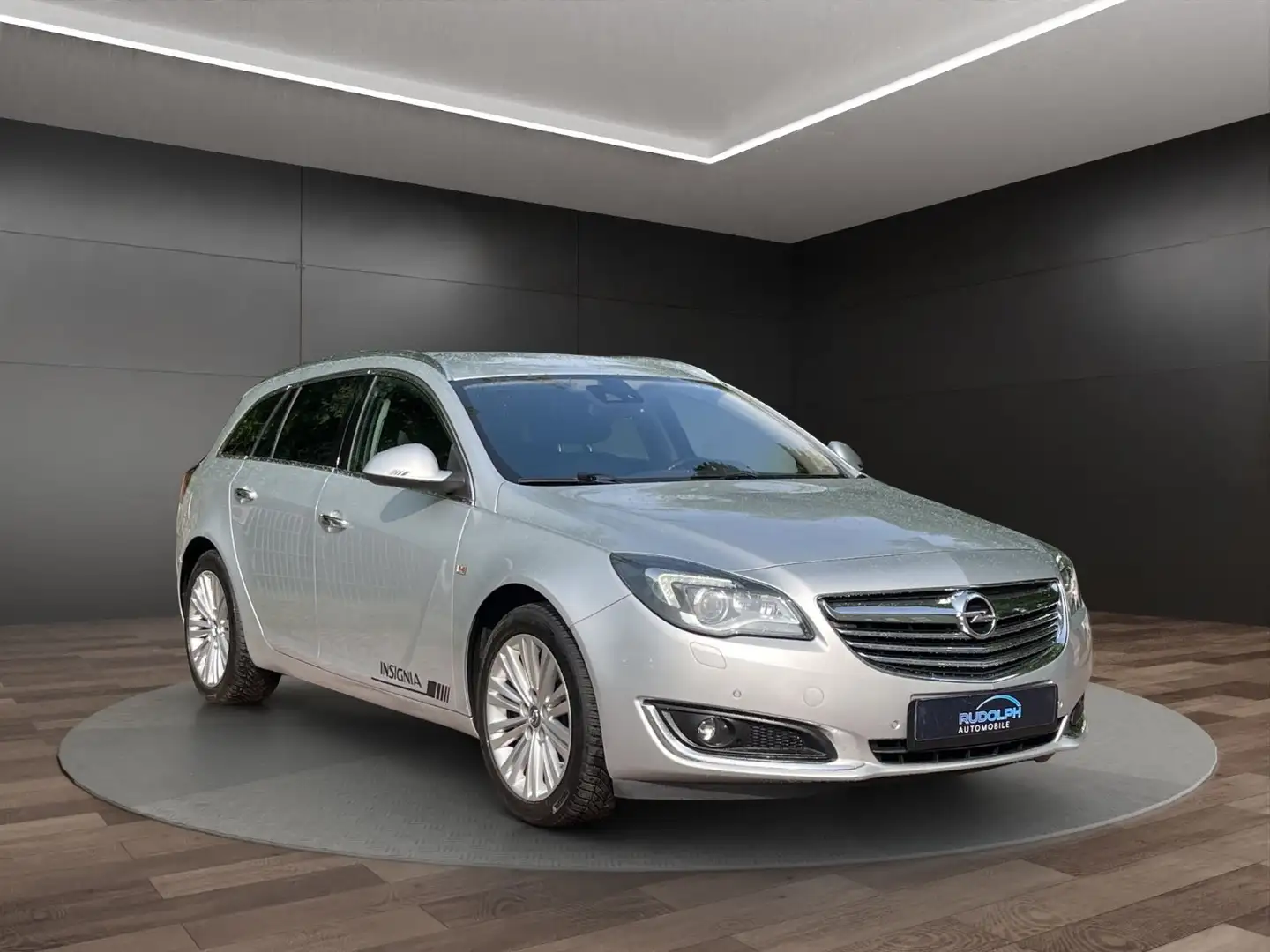 Opel Insignia 2,0 CDTI Sports Tourer LEDER AUTOM. TÜV Argento - 1