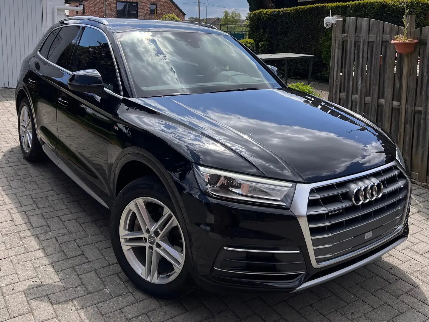 Audi Q5 Q5 2.0 TDi Quattro S Line S tronic Zwart - 2