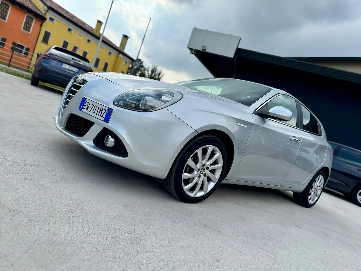 Alfa Romeo Giulietta 1.6 jtdm Business E5+ Grigio - 1