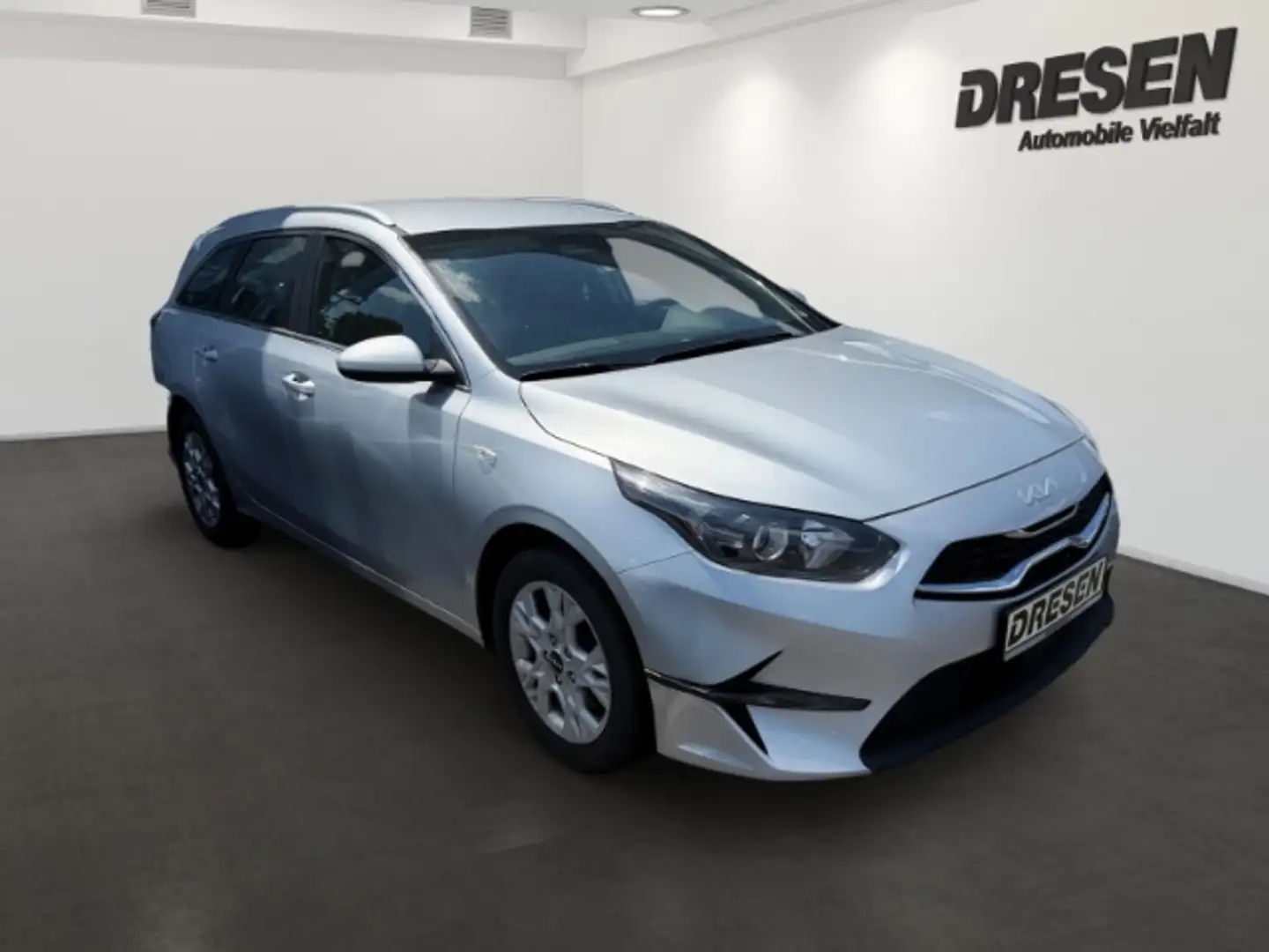 Kia Ceed SW / cee'd SW Vision 1.5 T-GDI Navi/Kamera/Sitzheizung/CarPlay Argintiu - 2
