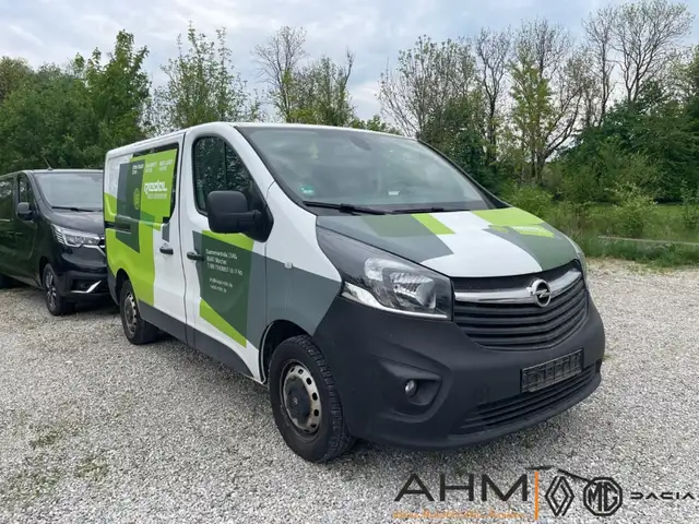 Opel Vivaro view 6