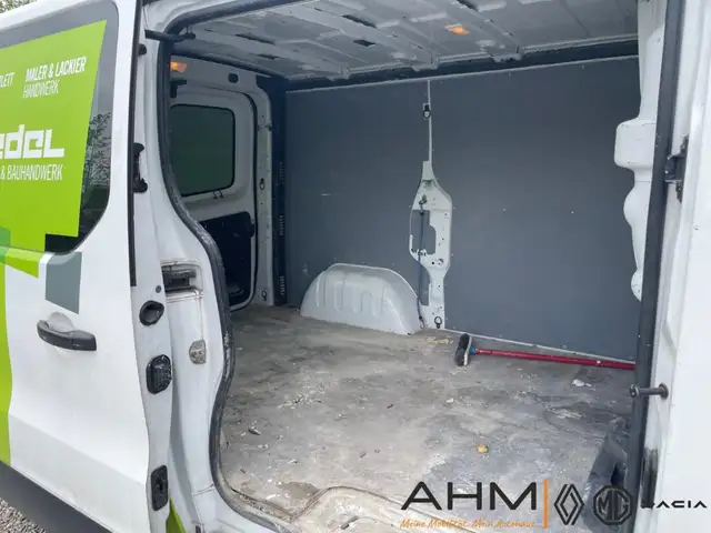 Opel Vivaro view 15