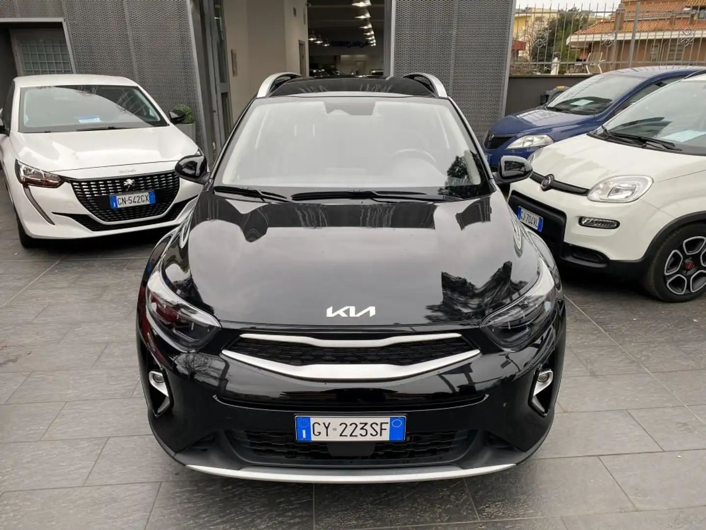 Kia Stonic 1.0 t-gdi mhev Urban 100cv AUTOMATICA PREZZO REALE Noir - 1