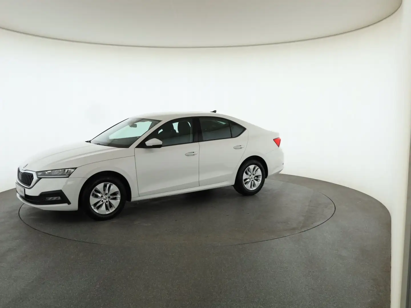 Skoda Octavia AmbitionTDI Weiß - 1