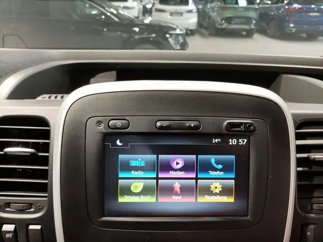 Renault Trafic view 11