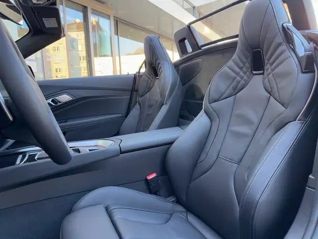 BMW Z4 view 11