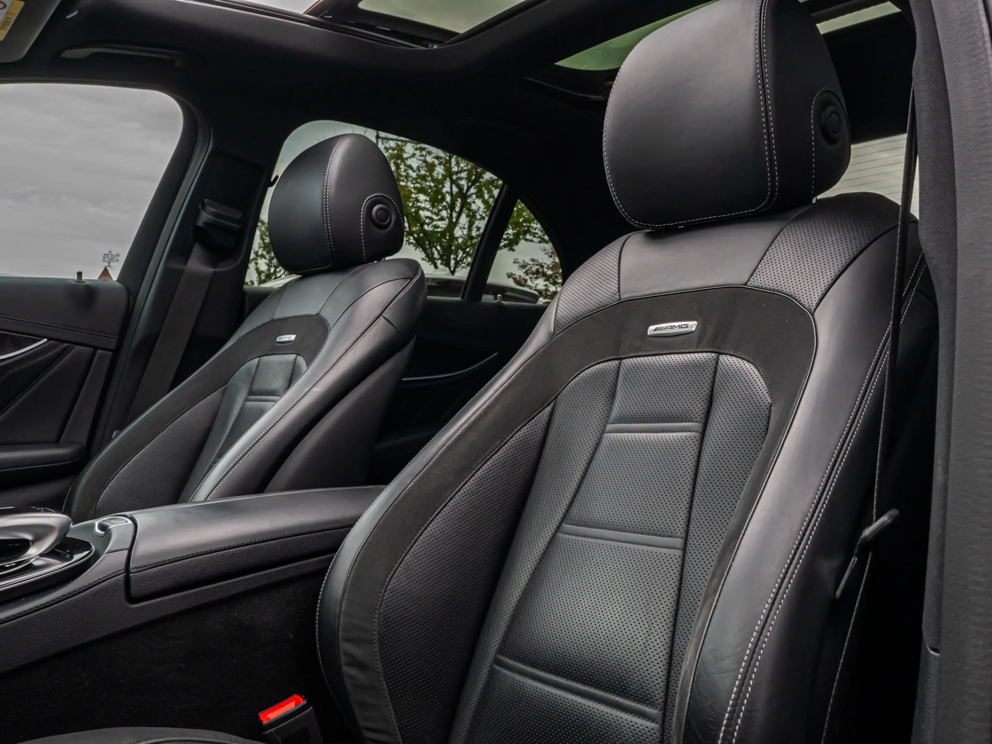Mercedes-Benz E 43 AMG 4Matic Premium PANO 20 INCH 3D BURMESTER HUD 360 C — photo 23