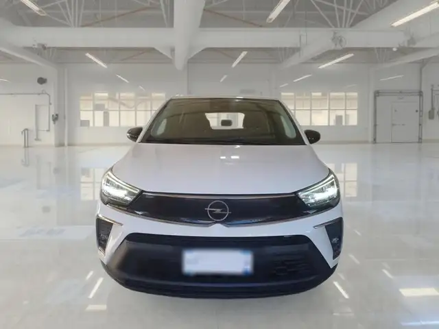 Opel Crossland view 2