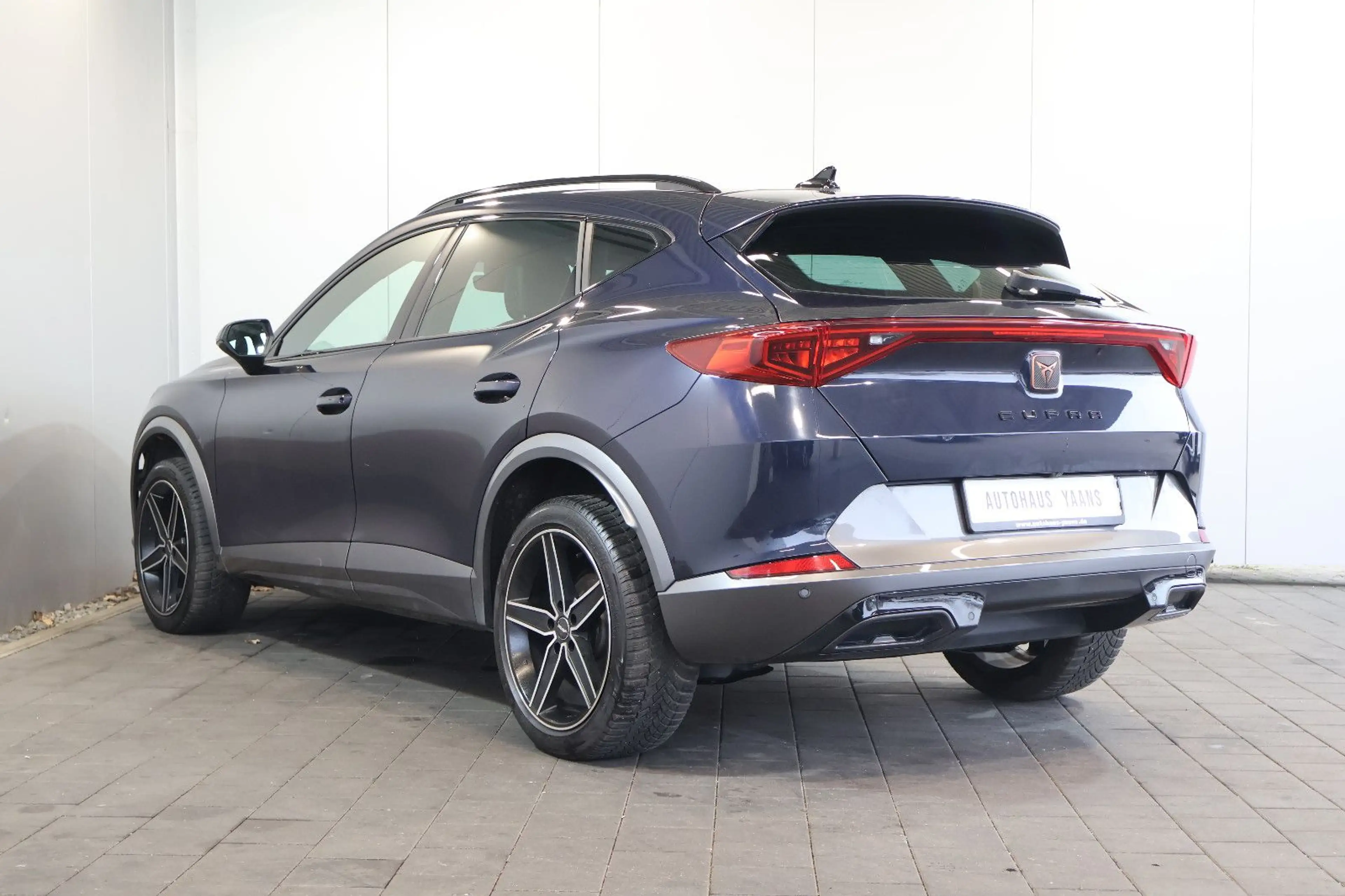 CUPRA Formentor 2.0 TDI 4Drive AID+ACC+KEY+KAM+LED+18" — photo 6