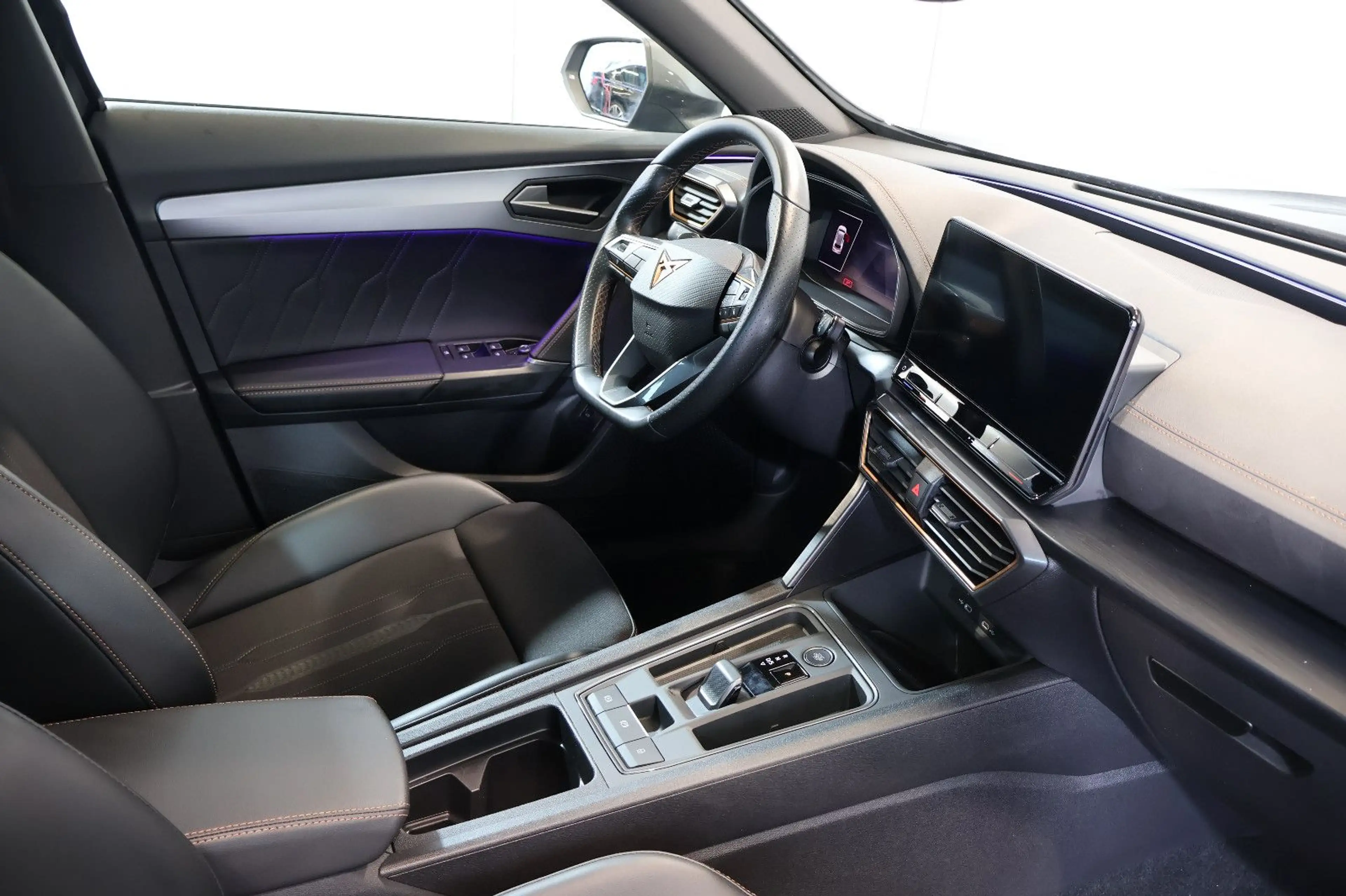 CUPRA Formentor 2.0 TDI 4Drive AID+ACC+KEY+KAM+LED+18" — photo 14