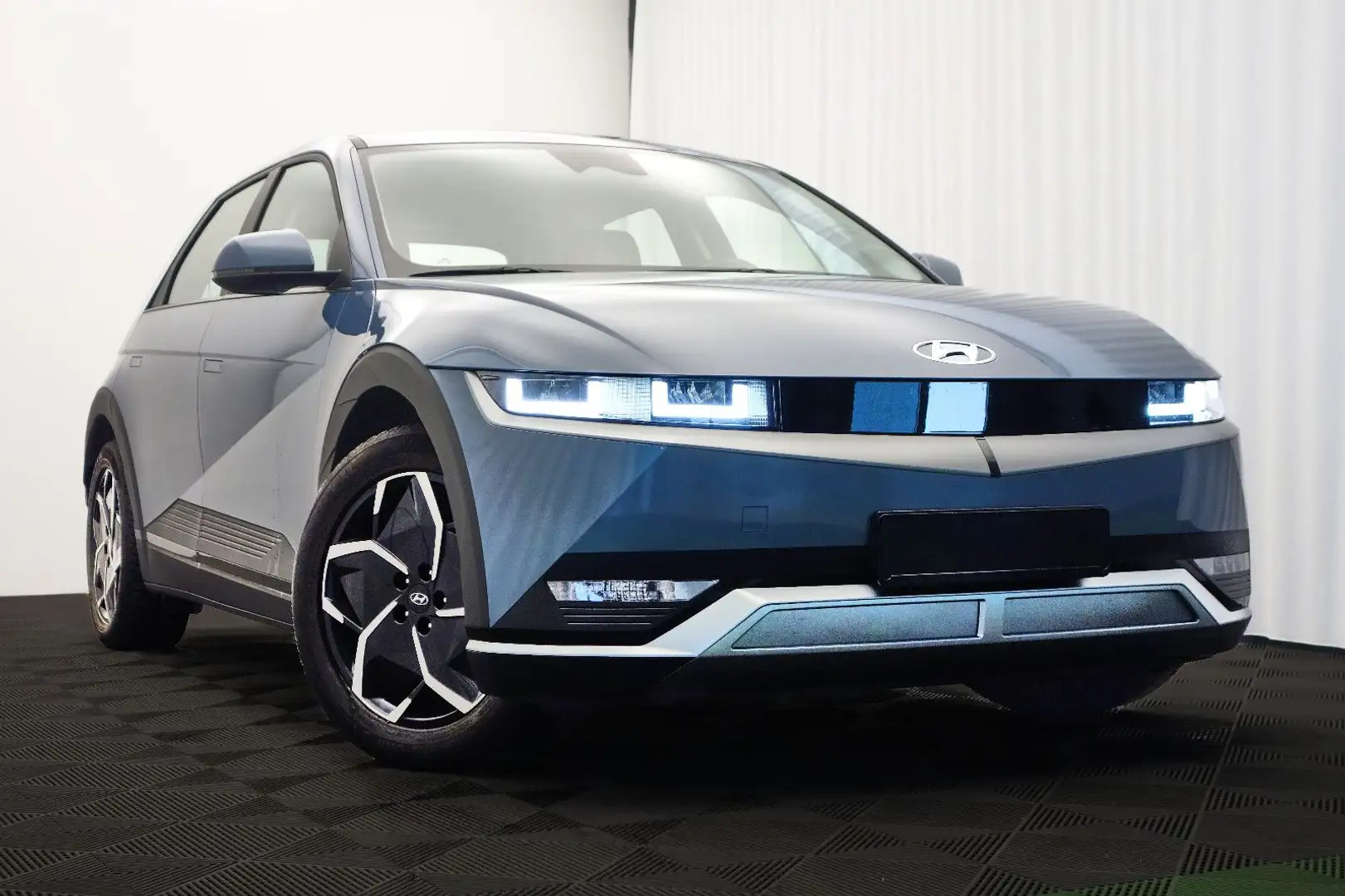 Hyundai IONIQ 5 Elektro *GARANTIE BIS 2030, SoH 98,1%* Bleu - 1