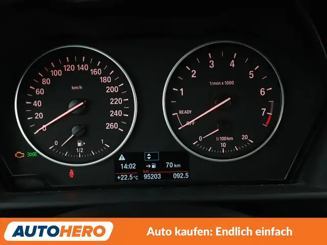 BMW 1 Series view 20