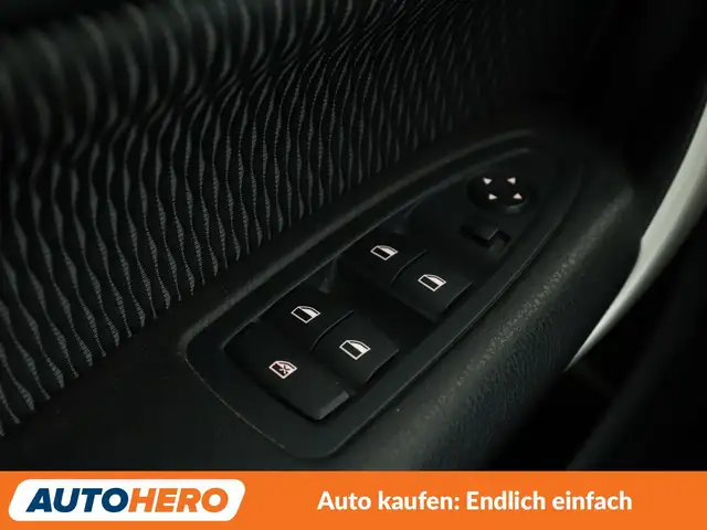 BMW 1 Series view 27