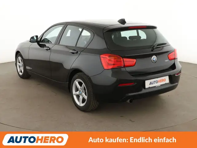 BMW 1 Series view 4