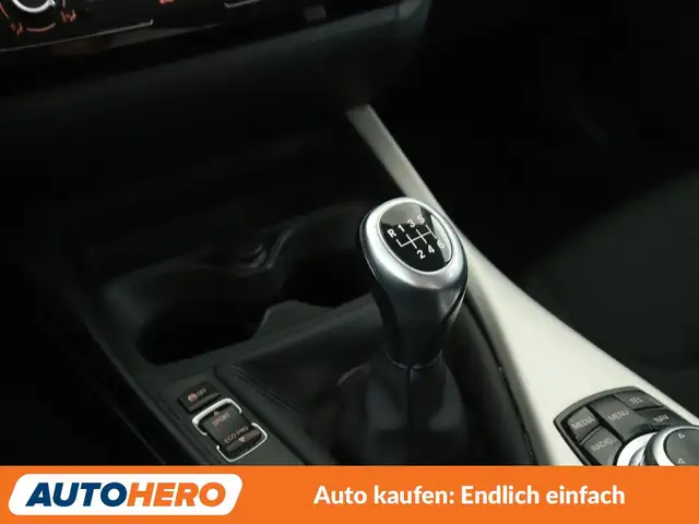 BMW 1 Series view 24