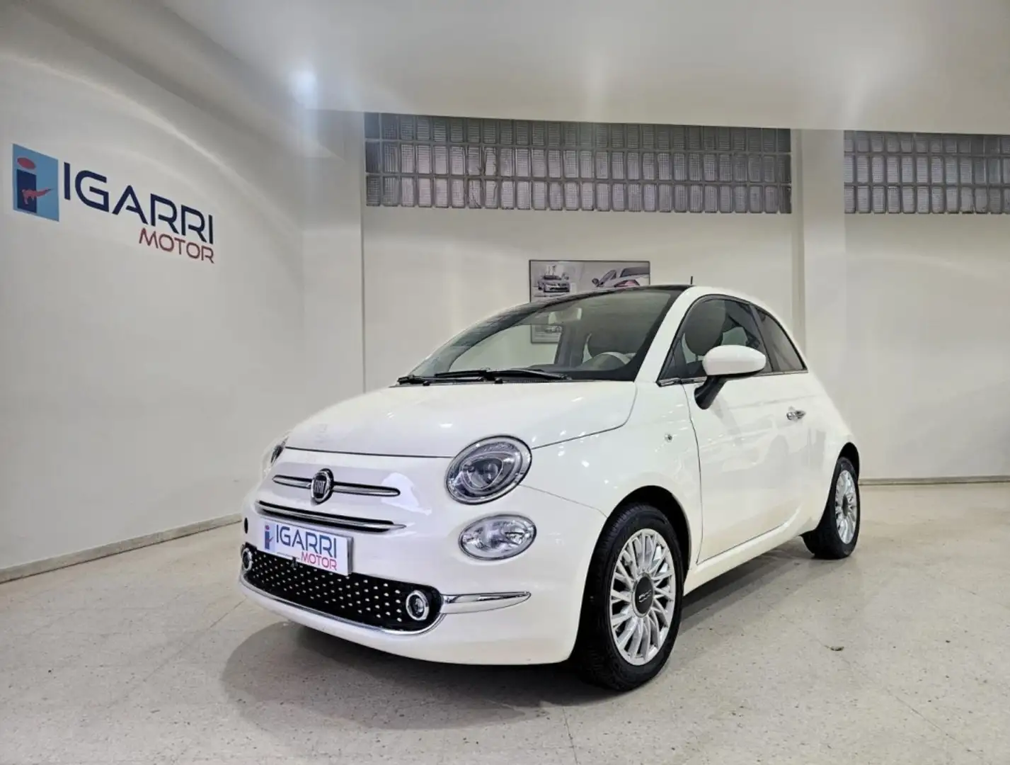 Fiat 500C 1.0 Hybrid Dolcevita 52kW Beige - 2