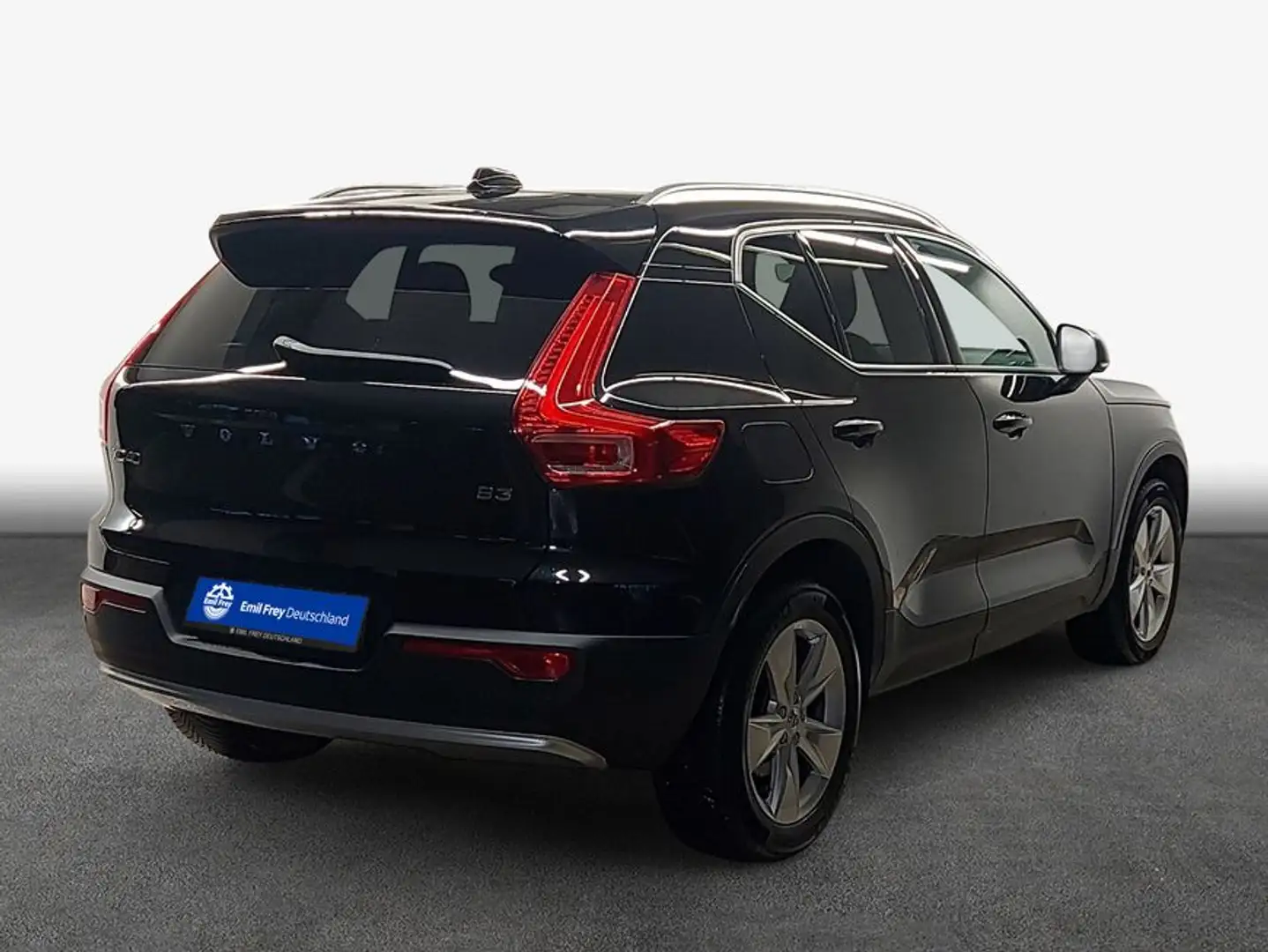 Volvo XC40 XC40 B3 B DKG Core Schwarz - 2