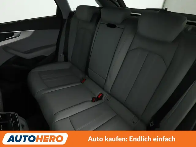 Audi A4 view 15