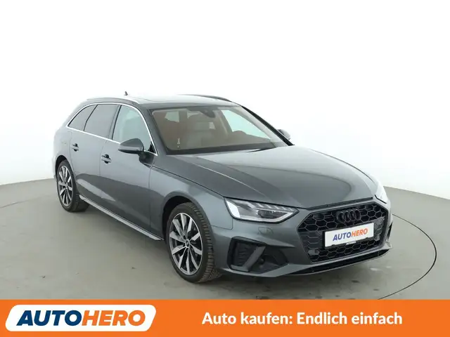 Audi A4 view 8