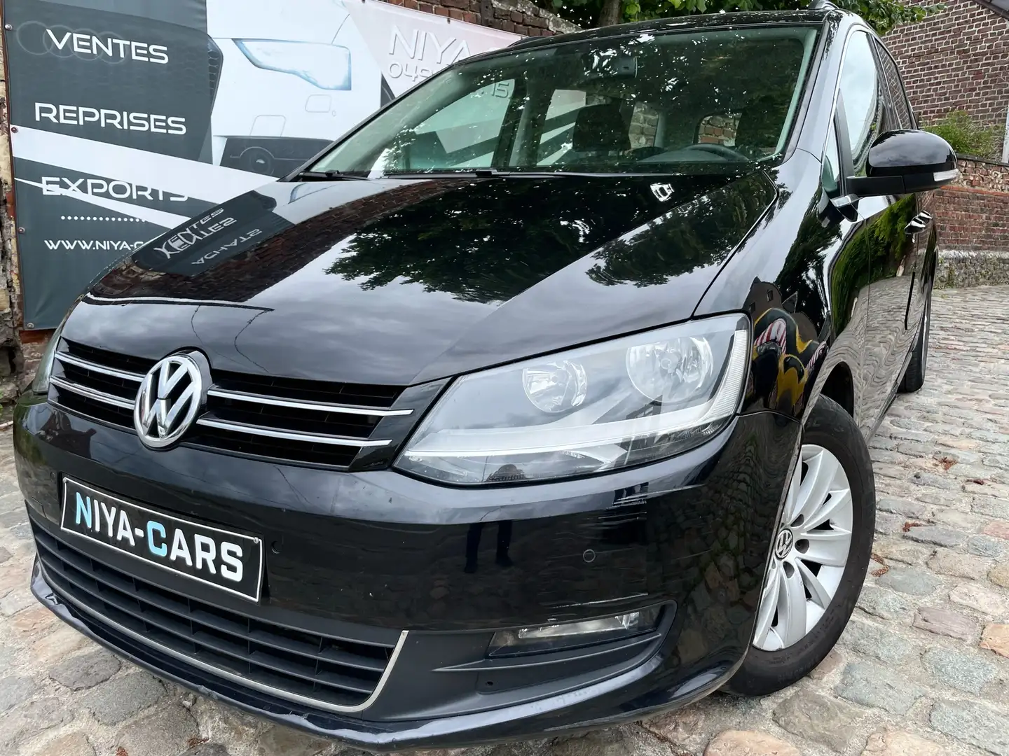 Volkswagen Sharan 2.0 CR TDi Comfortline BMT Zwart - 1