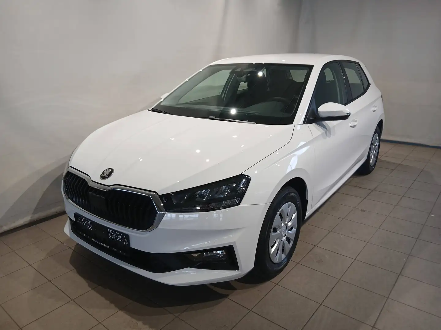 Skoda Fabia Essence Weiß - 1