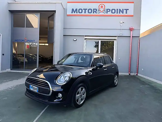 MINI One D Mini IV F55-F56 2014 1.5 Business 5p