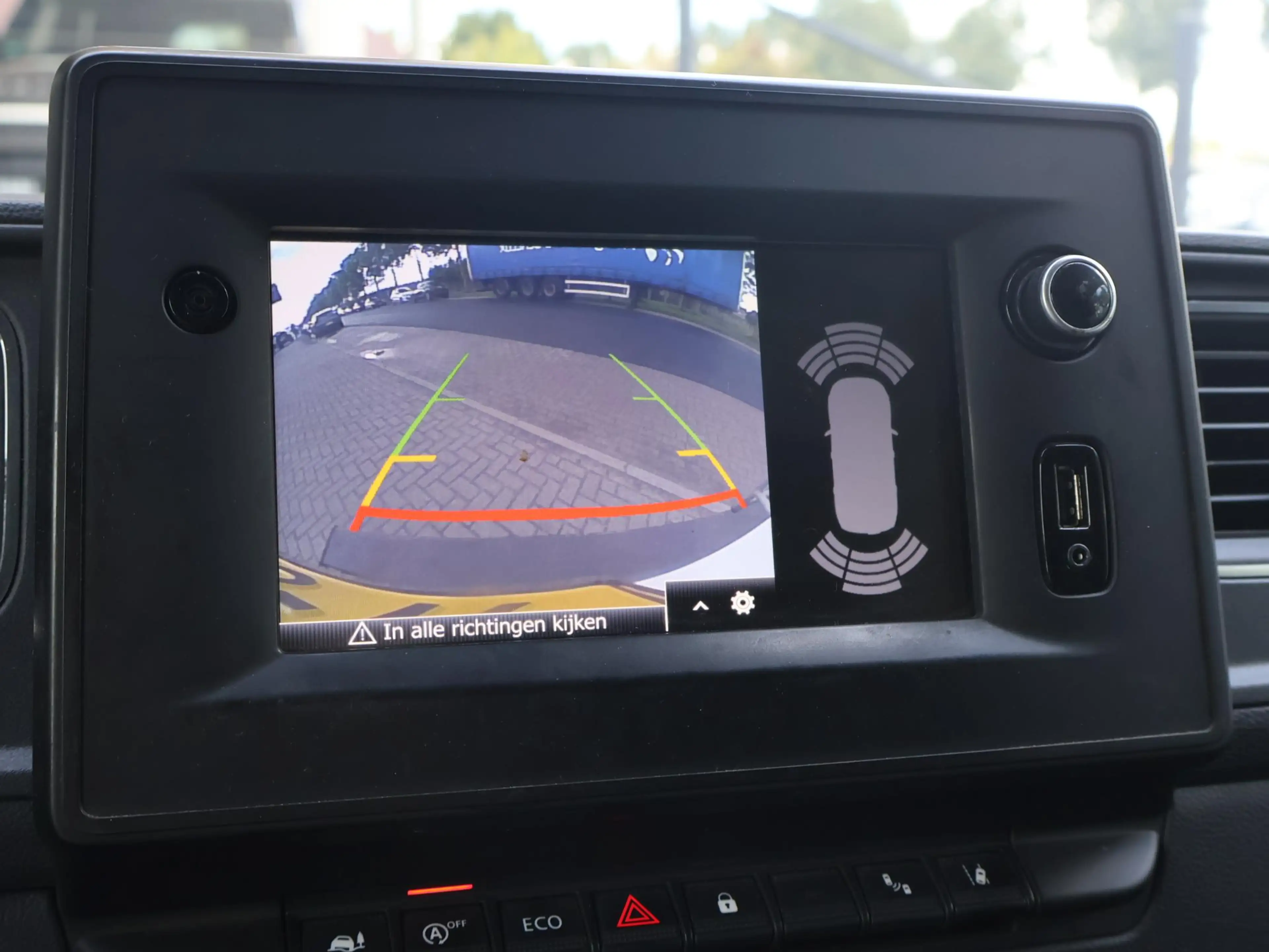 Renault Master T35 2.3 dCi 150 PK L2H2 WORK EDITION + CARPLAY | C — photo 30