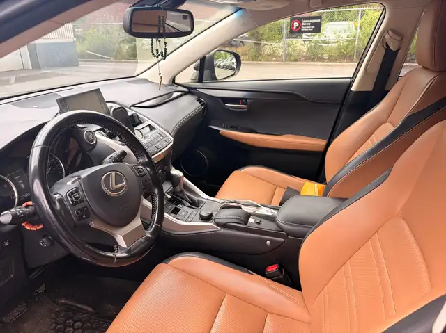 Lexus NX 200t 2016 — photo 8