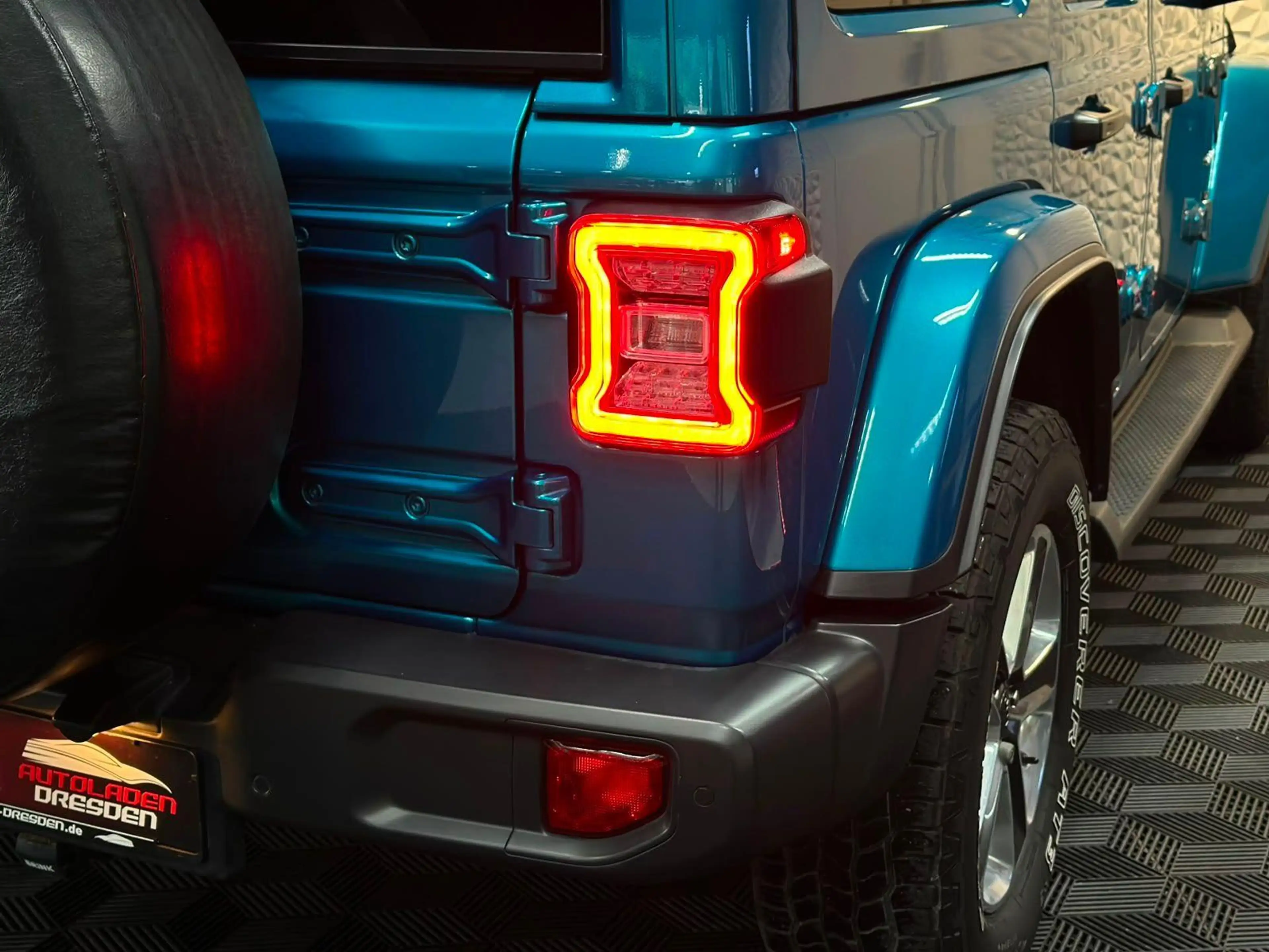 Jeep Wrangler 2.2CRDi Sahara OFFROAD#LED#SOFTTOP SKY — photo 11