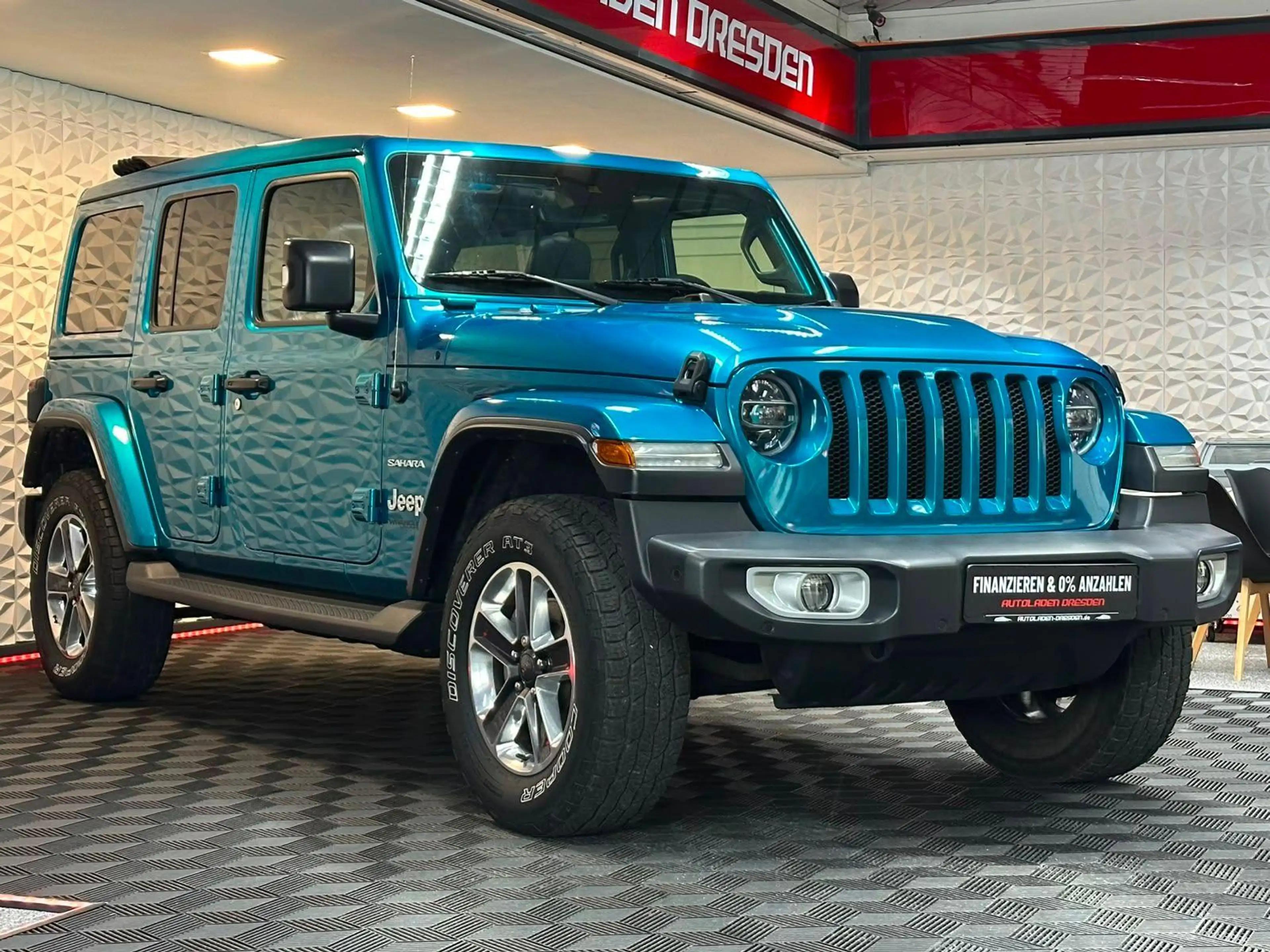 Jeep Wrangler 2.2CRDi Sahara OFFROAD#LED#SOFTTOP SKY — photo 2
