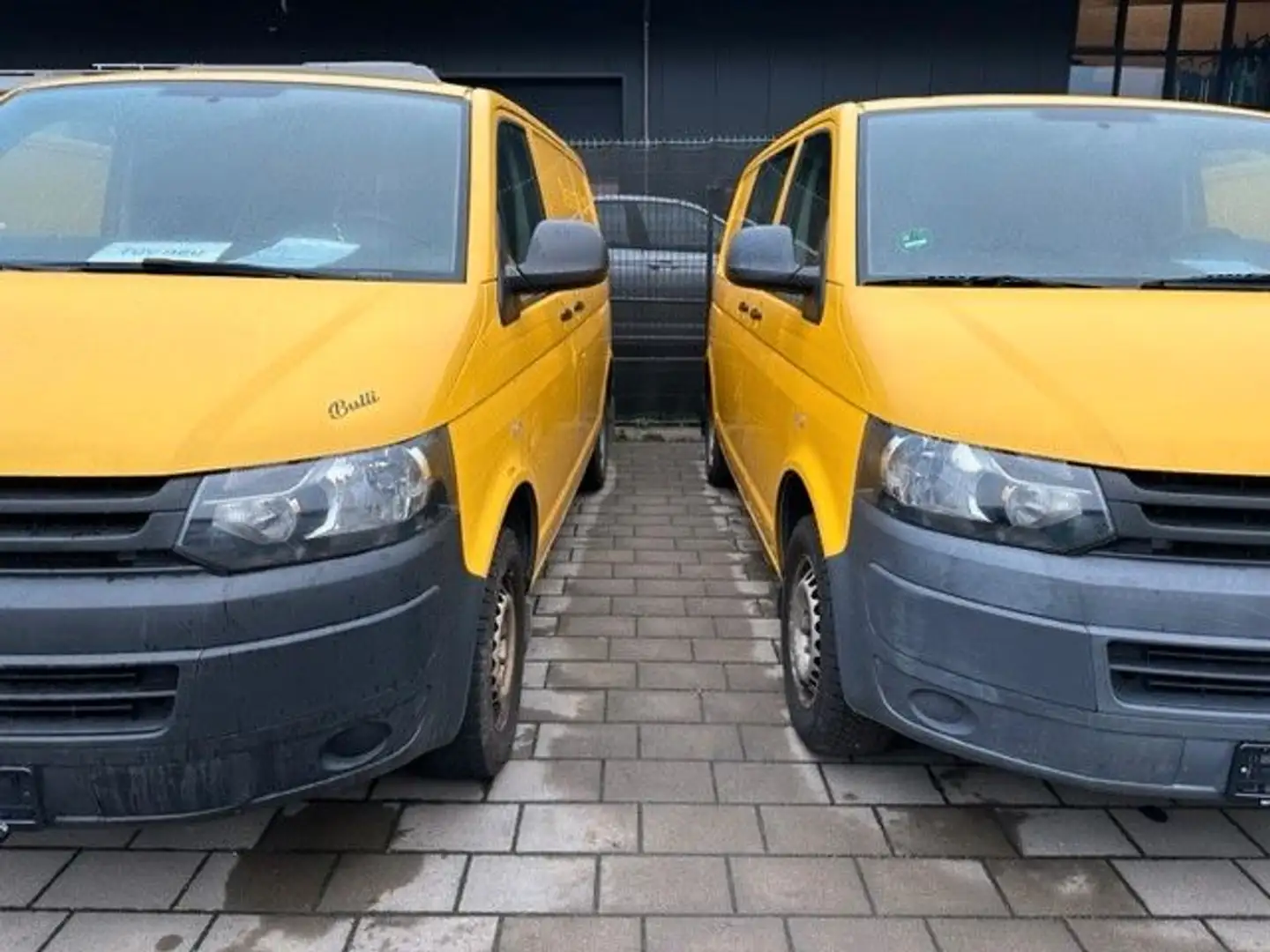 Volkswagen T5 Transporter 2,0 TDI/ 2-Schiebetüren/ TÜV Neu Gelb - 1