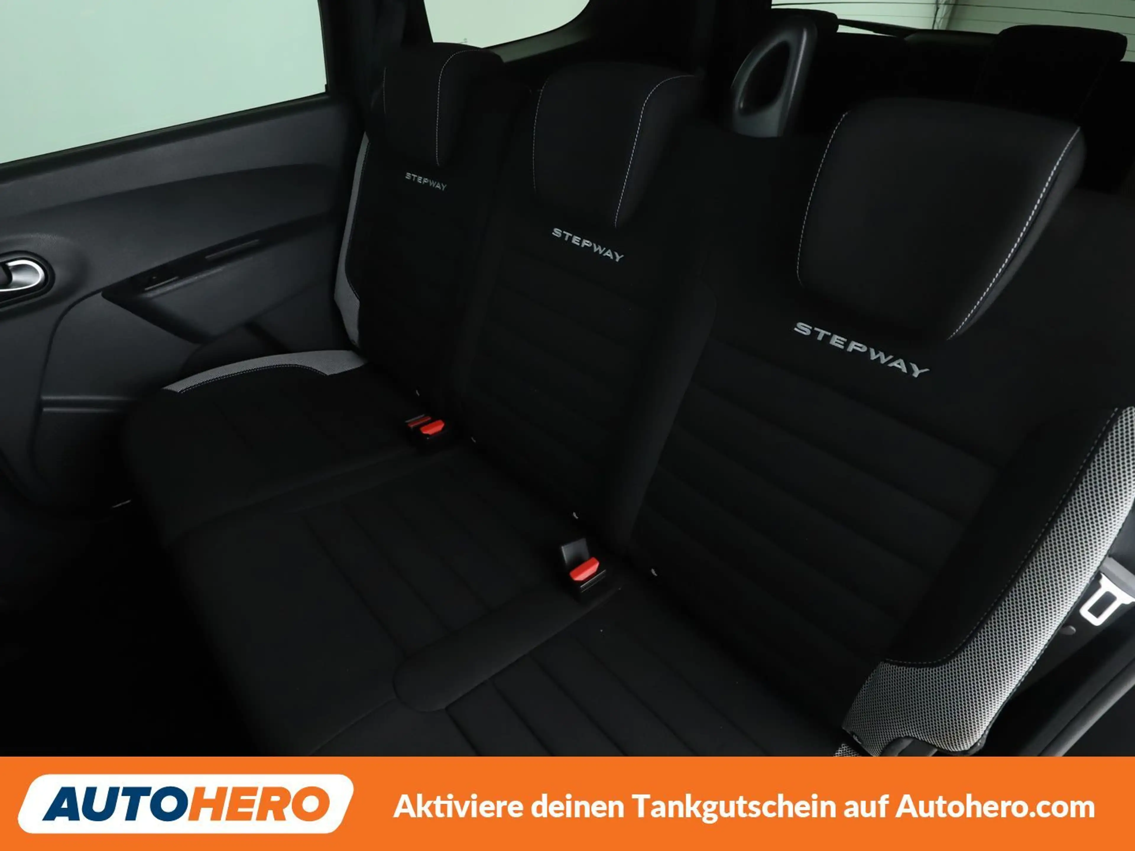 Dacia Lodgy 1.5 Blue dCi Stepway Selection*7-SITZER*NAVI* — photo 14