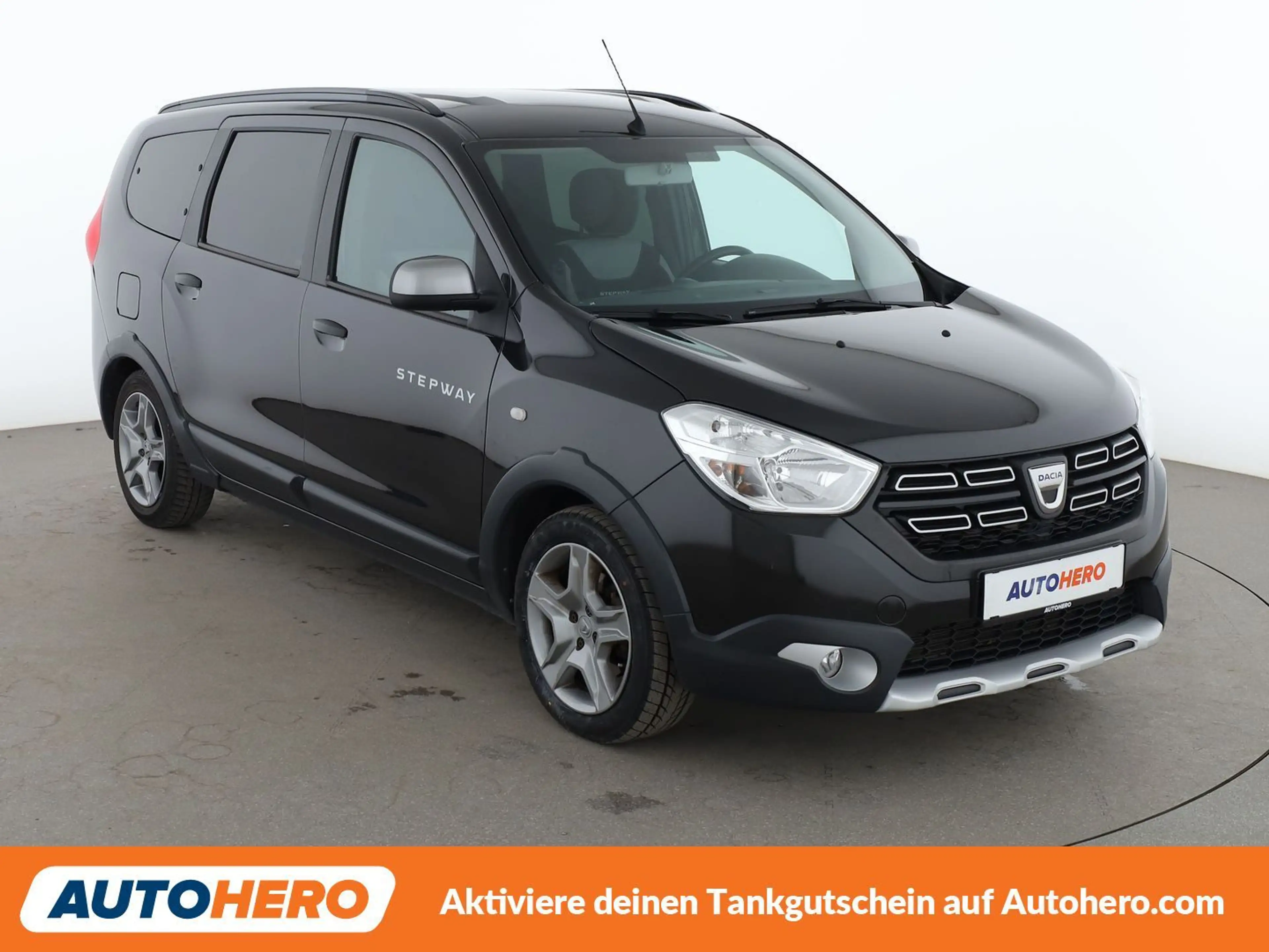Dacia Lodgy 1.5 Blue dCi Stepway Selection*7-SITZER*NAVI* — photo 8