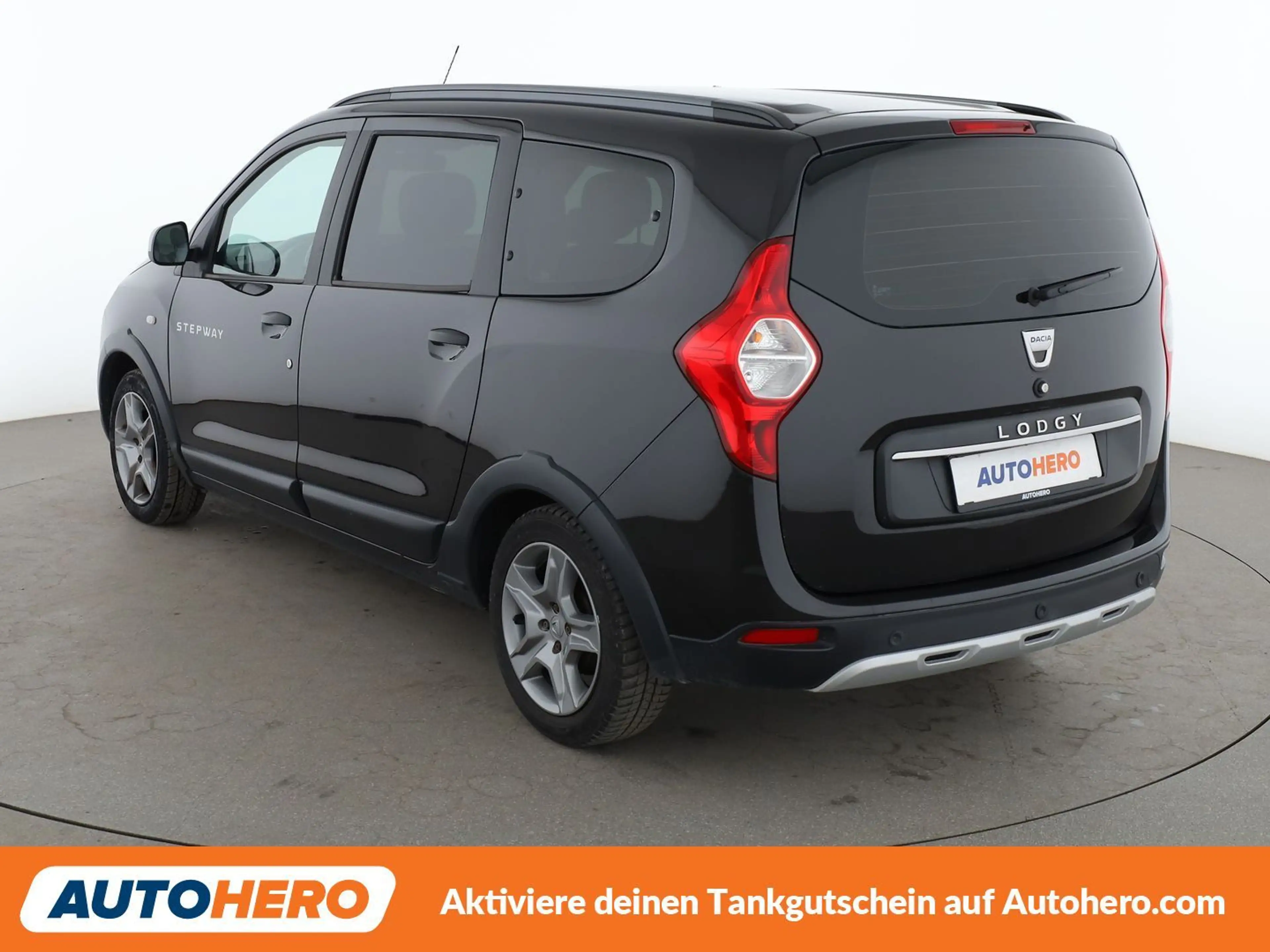 Dacia Lodgy 1.5 Blue dCi Stepway Selection*7-SITZER*NAVI* — photo 4