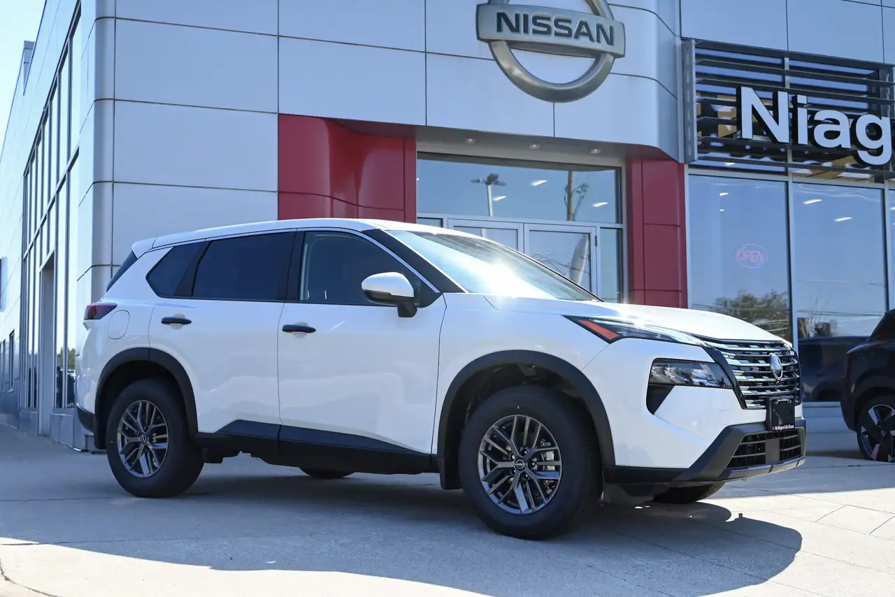 Nissan Rogue fotografie Nissan Rogue