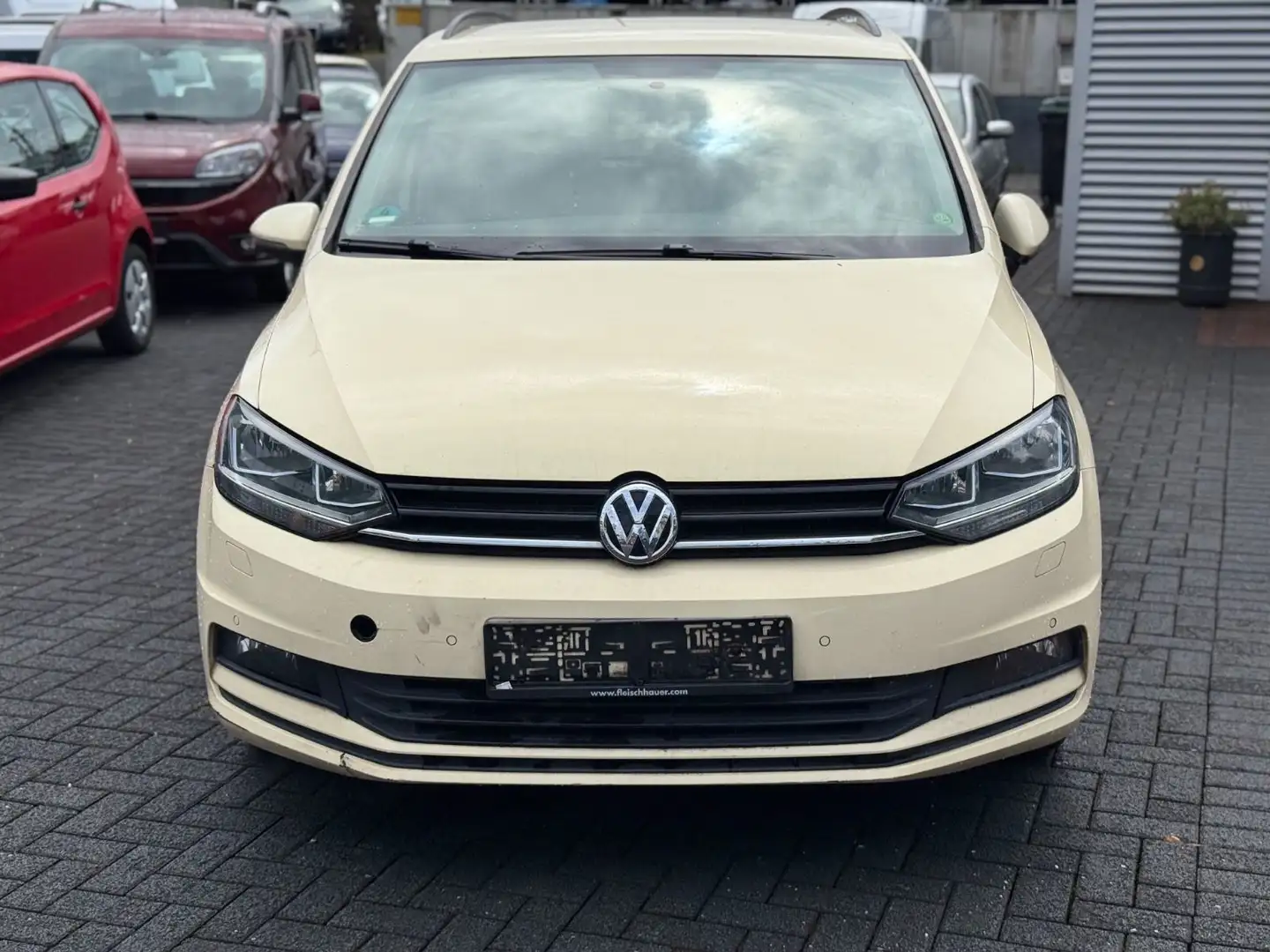Volkswagen Touran 2.0 TDI Bluemotion DSG 7-Sitzer Leder Bej - 2