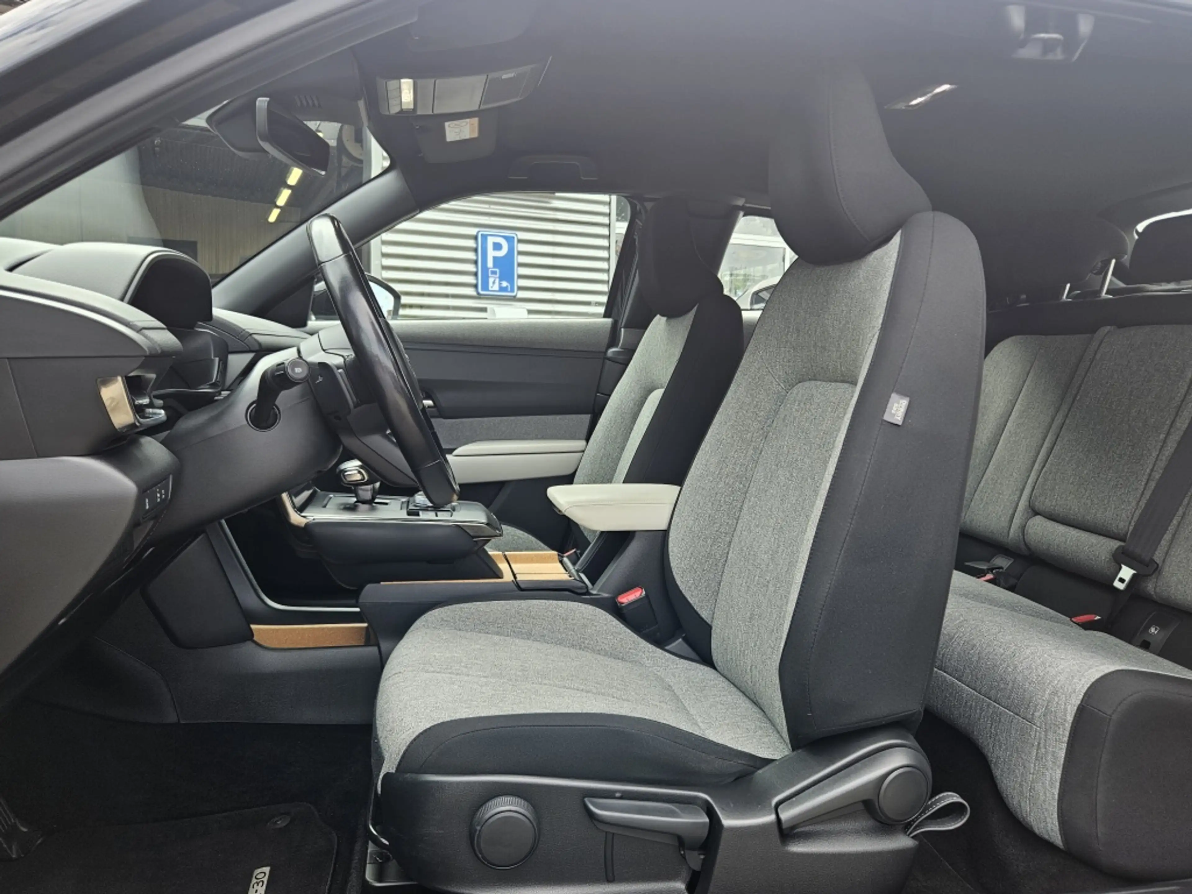 Mazda MX-30 e-SkyActiv 145pk Comfort / Stoel verw. / Head Up D — photo 6