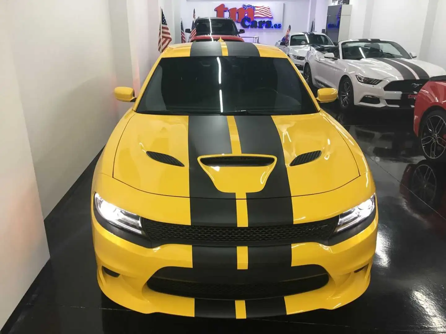 Dodge Charger SRT Hellcat  717CV  TMCar.es Amarillo - 2