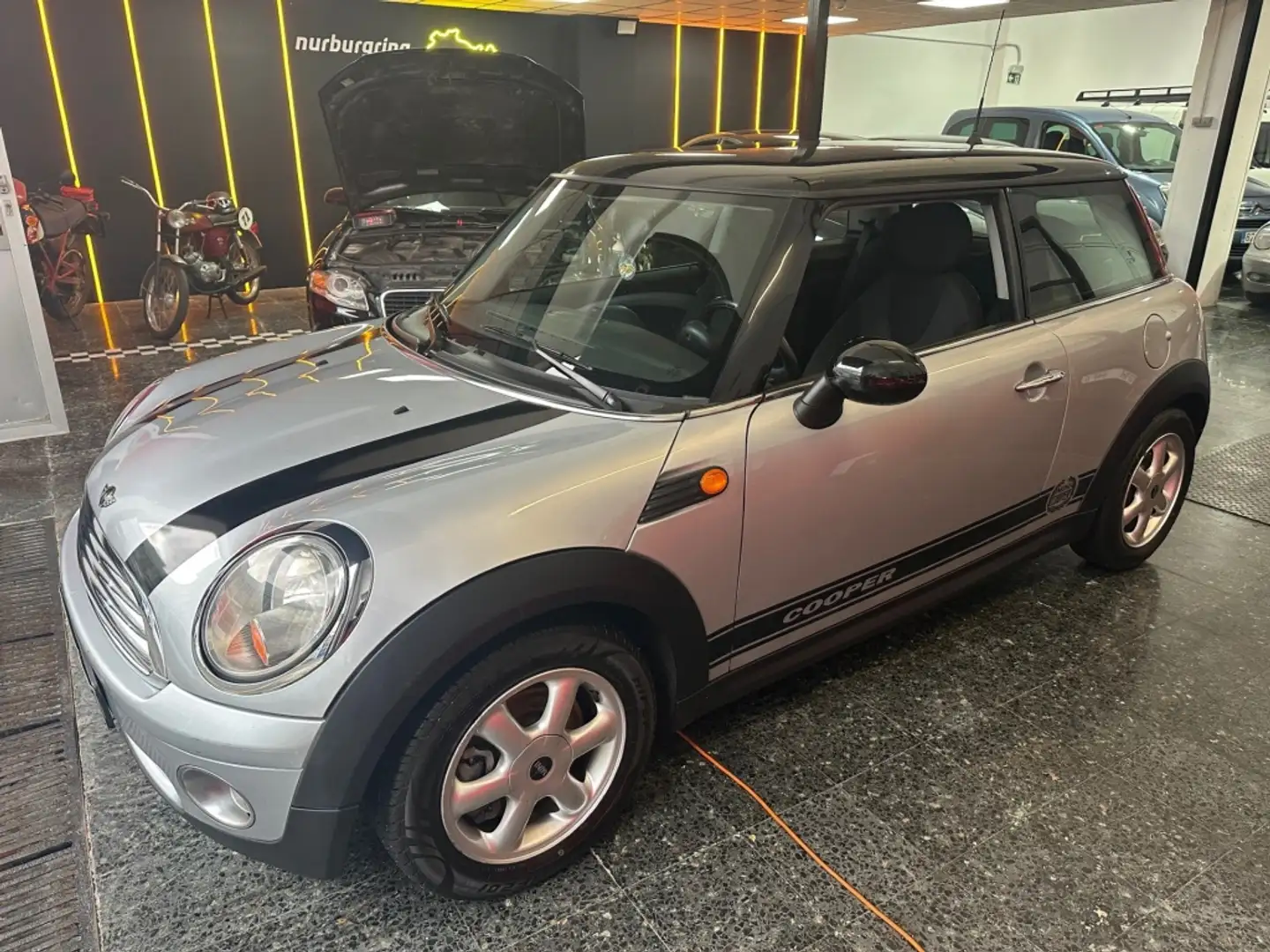 MINI Cooper Ezüst - 1