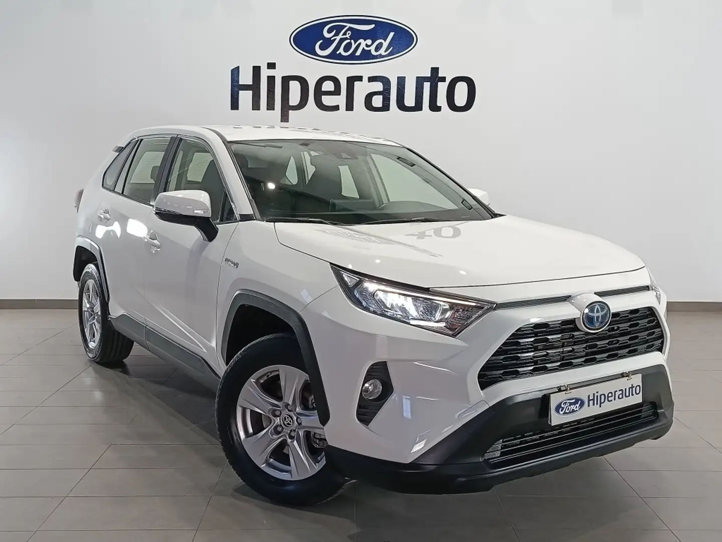 Toyota RAV 4 2.5 hybrid 2WD Business Blanc - 1