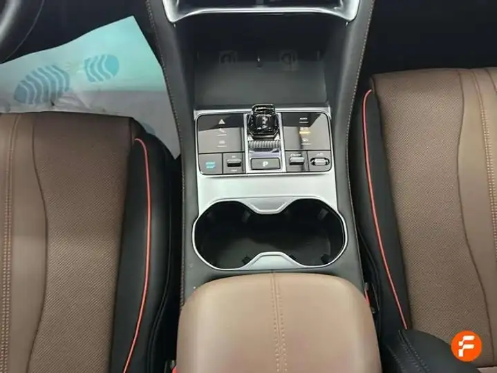 BYD Seal U DM-i COMFORT 2025, foto 16