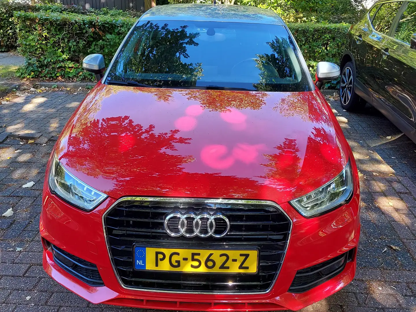 Audi A1 A1 1.0 TFSI Adrenalin Rood - 1