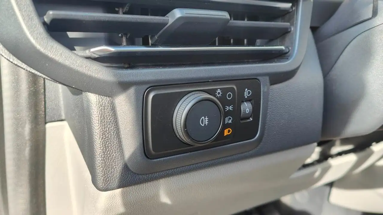 Ford Transit Custom DoKa Limited L2 Aut. 70l*Bi-LED*P 16