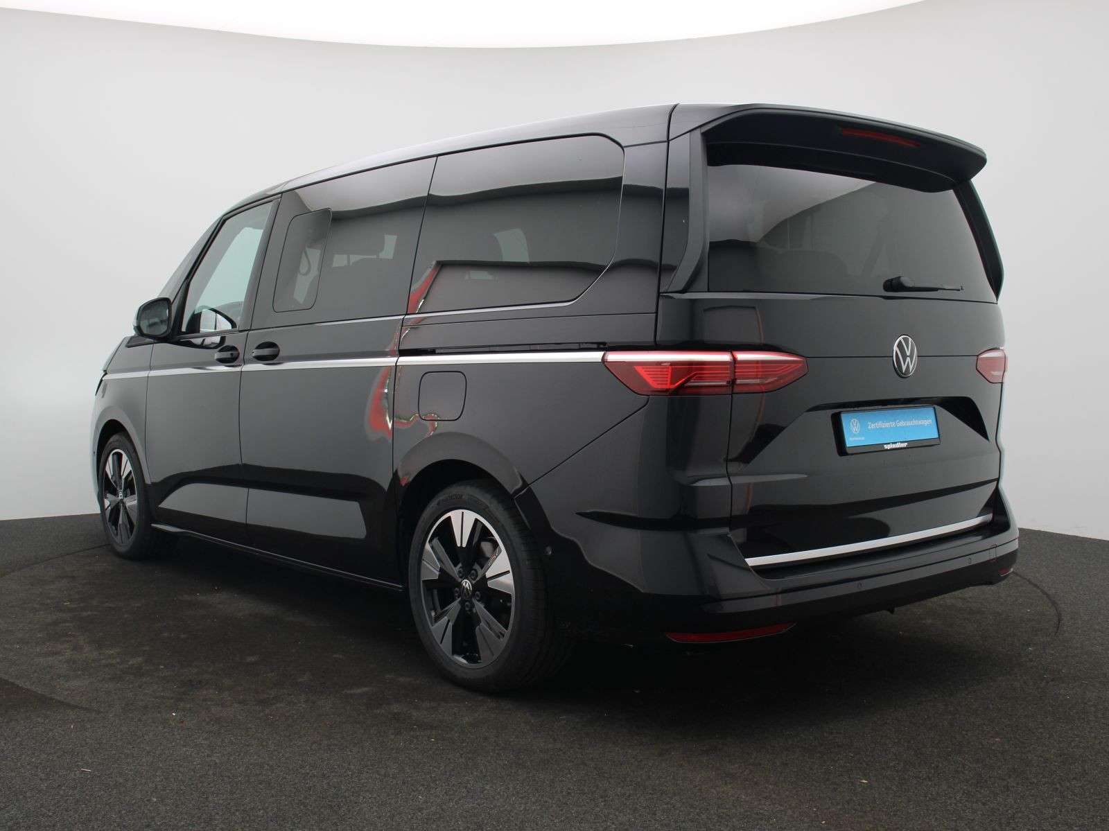 Volkswagen T7