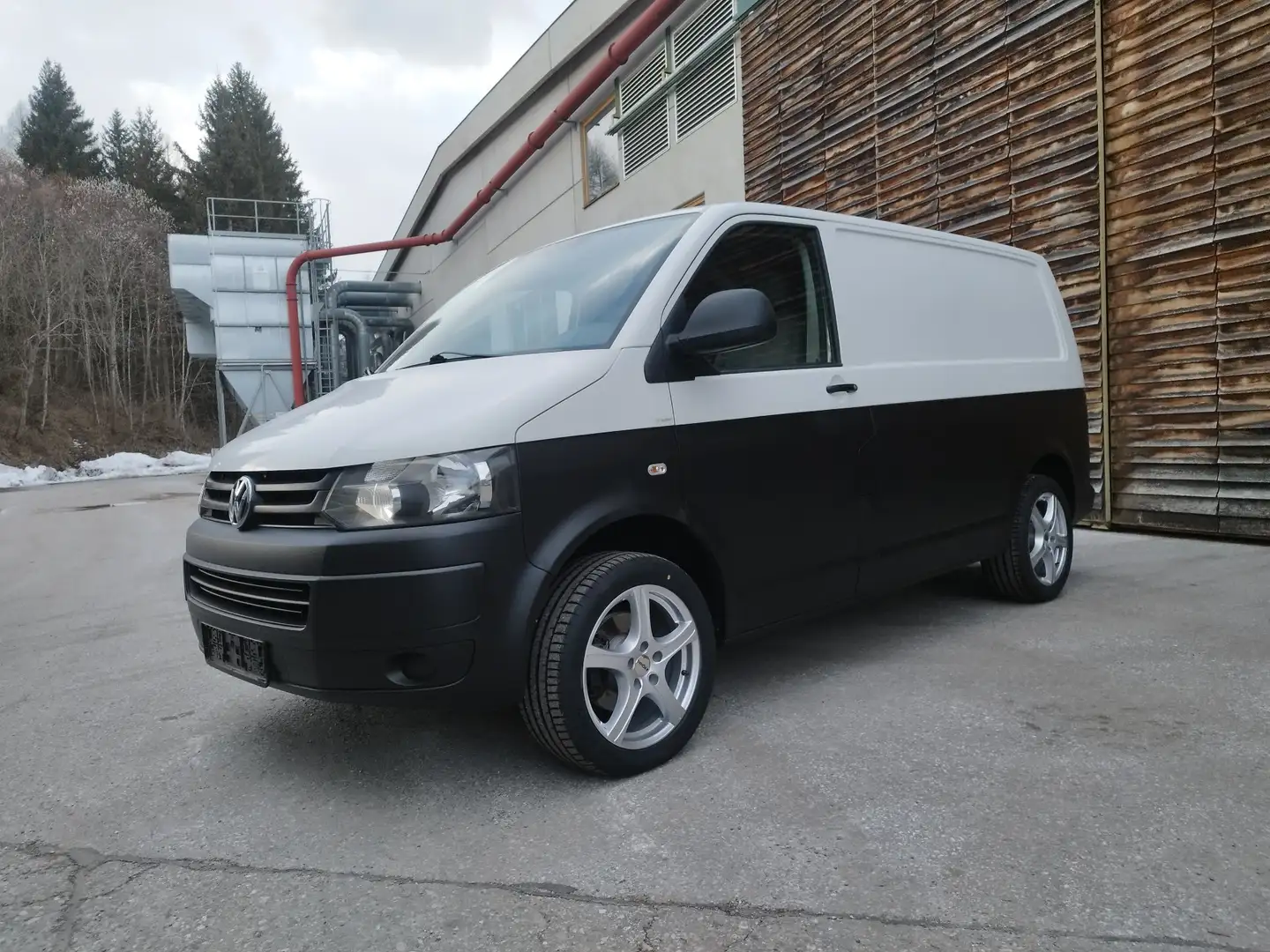 Volkswagen T5 Transporter 2.0TDI 4MOTION - 1