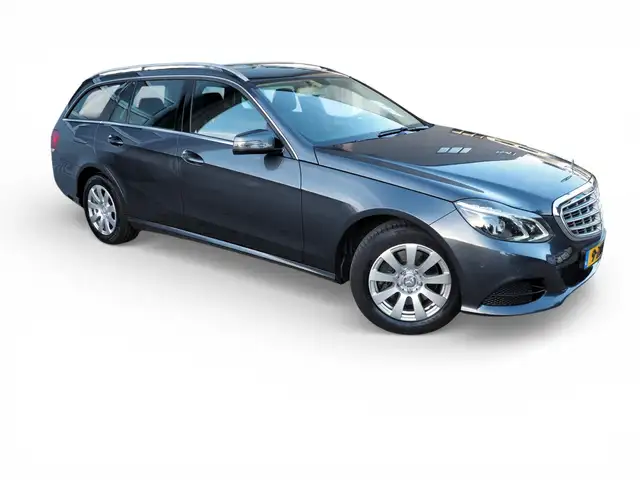 Mercedes-Benz E 250 Estate Ambition CLIMA CRUISE NAVI PARKEER S.