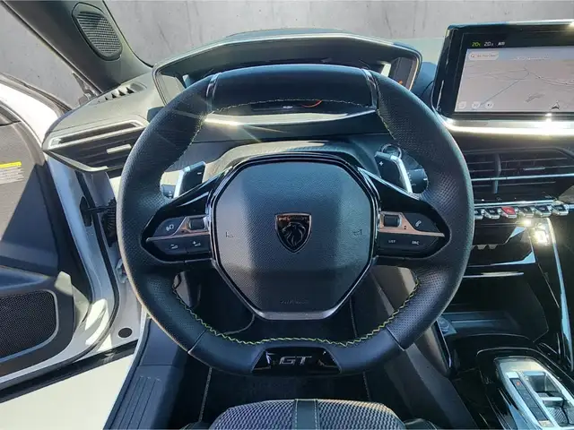 Peugeot 2008 view 10