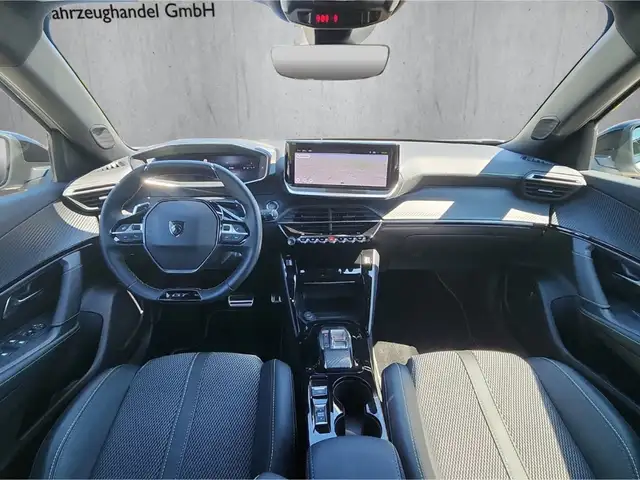 Peugeot 2008 view 12